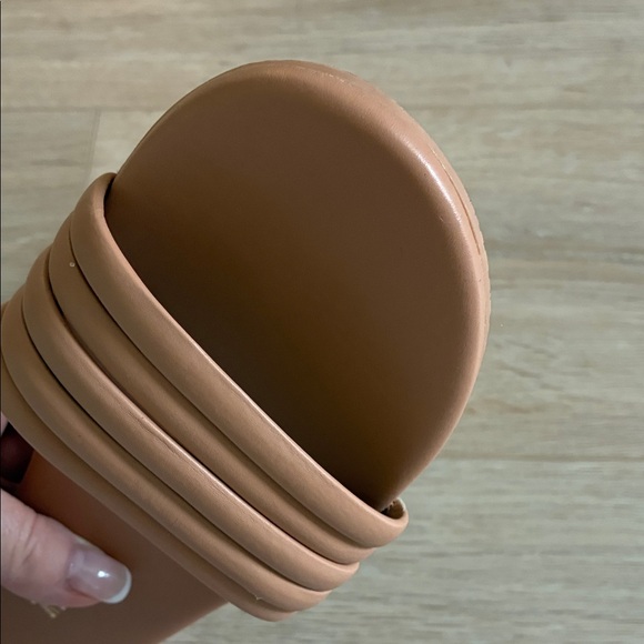 TKEES Tan Multi-Strap Slide Sandals - Picture 4 of 4